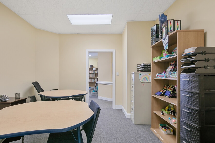 More Photos Of 2915 Raeford Rd, Fayetteville Medical For Lease