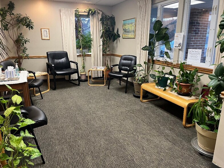 More Photos Of 823 W Spring St, Titusville Medical For Sale