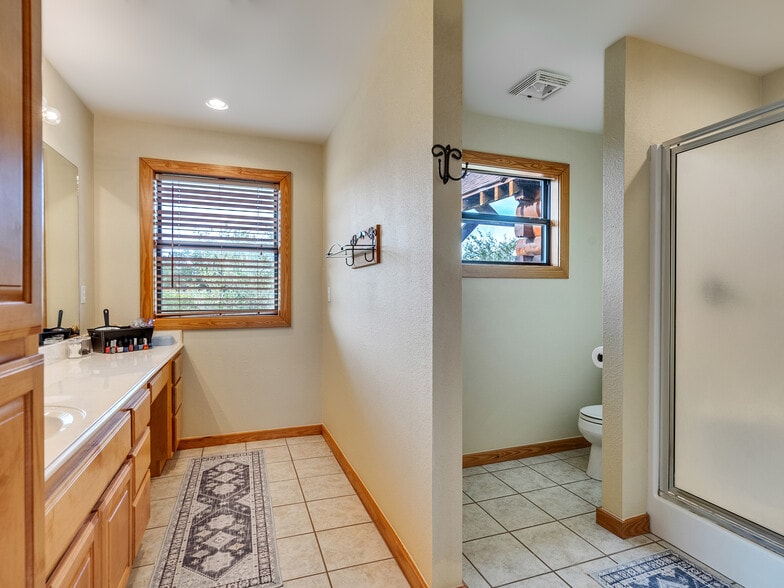 More Photos Of 325 Forest Service 217 Rd, Shepherd Specialty For Sale