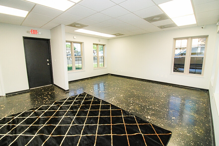 More Photos Of 5317 Stanton Rd, Knoxville Medical For Sale