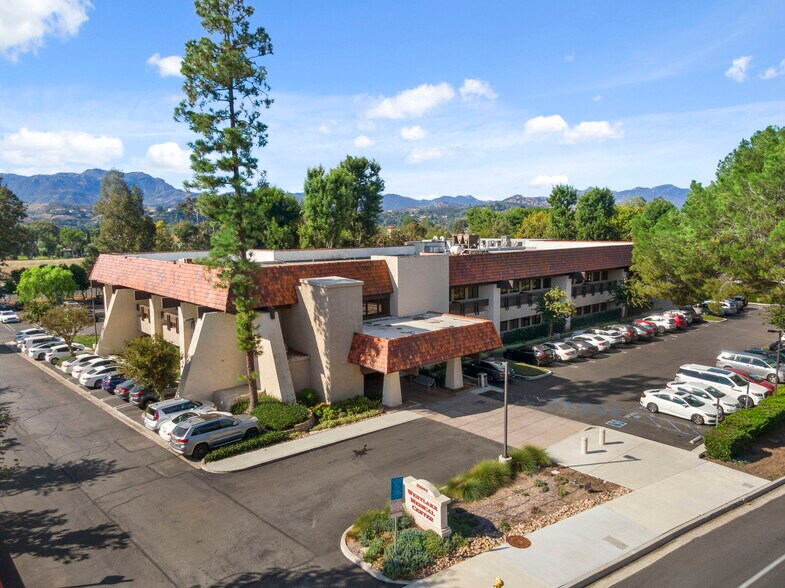 More Photos Of 32144 Agoura Rd, Westlake Village Medical For Lease