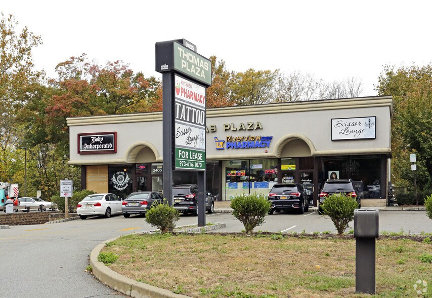 More Photos Of 2405 Hamburg Tpke, Wayne Storefront Retail Office For Lease