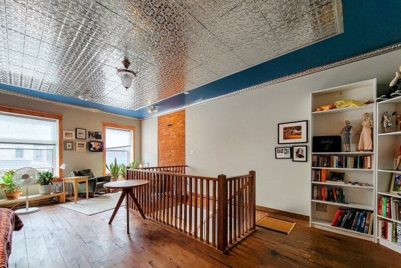 More Photos Of 595 King St E, Hamilton Storefront Retail Residential For Sale