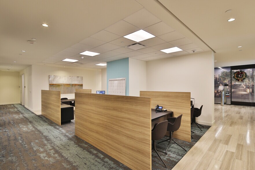 More Photos Of 1120 S Grand Ave, Los Angeles Apartments For Lease