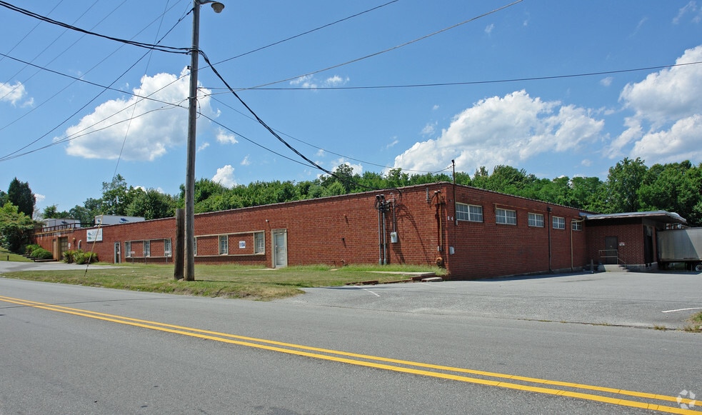 More Photos Of 1104 W Ward Ave, High Point Manufacturing For Sale