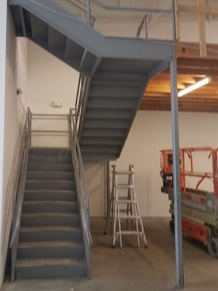 More Photos Of 280 Heritage Ave, Portsmouth Warehouse For Sale