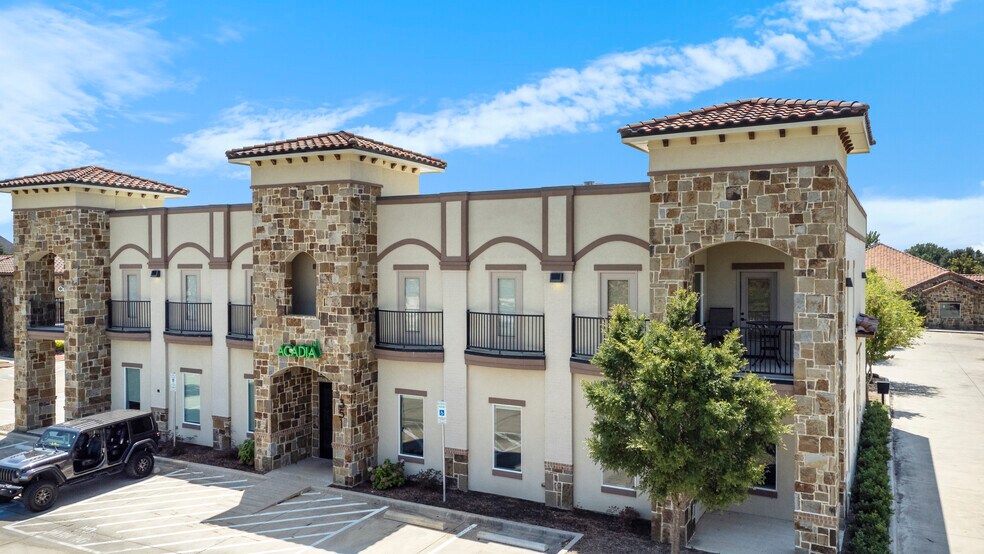 More Photos Of 351 W Southlake Blvd, Southlake Medical For Sale