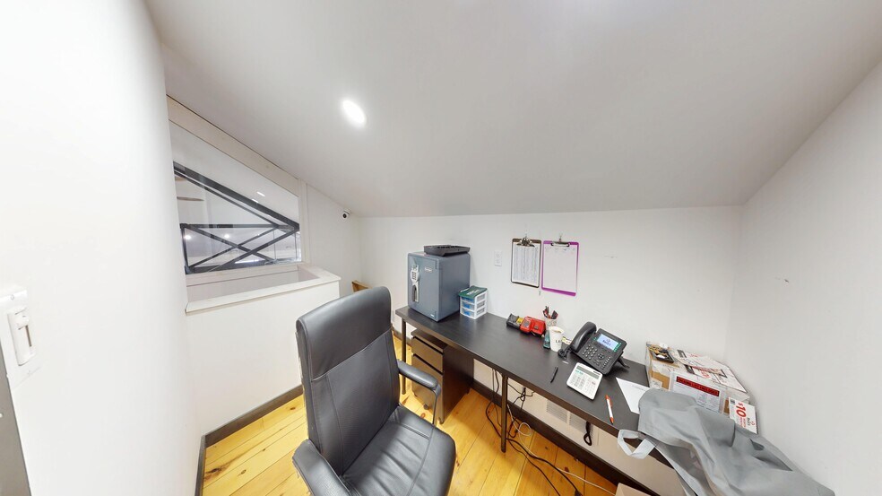 More Photos Of 4 Bona Ventura Ave, Wallkill Auto Repair For Sale