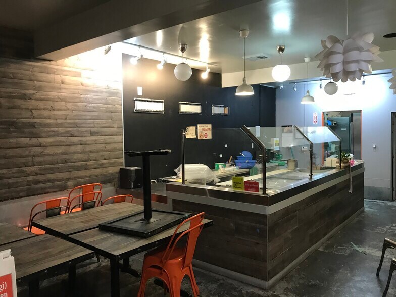More Photos Of 7215-7217 Melrose Ave, Los Angeles Restaurant For Lease