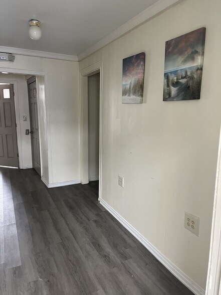 More Photos Of 6978 Main St, Lithonia Storefront Retail Office For Sale