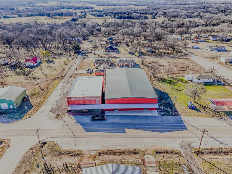 Primary Photo Of 103 N. Clarady, Wanette Industrial For Sale
