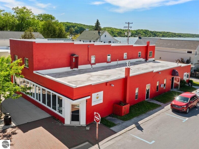 Primary Photo Of 180 S Benzie Blvd, Beulah Storefront Retail Office For Sale