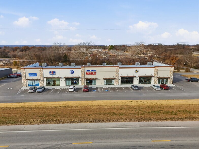 Primary Photo Of 2251 88 hwy, Claremore Storefront For Sale