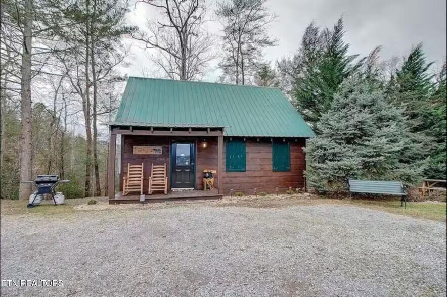 More Photos Of 4137 Watson Ct, Pigeon Forge Multifamily For Sale