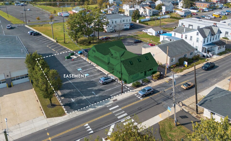 More Photos Of 64 N Main St, Sellersville Freestanding For Sale