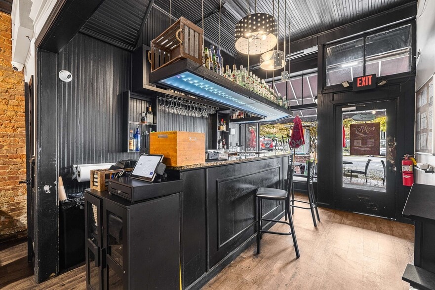 More Photos Of 35 S Peachtree St, Norcross Restaurant For Sale