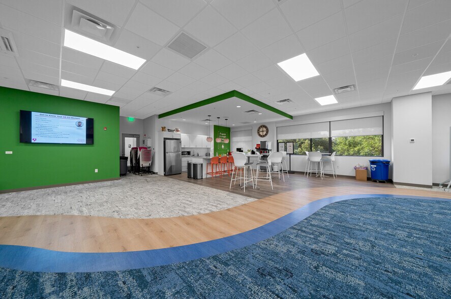 More Photos Of 1930 SW 38th Ave, Ocala Office For Lease