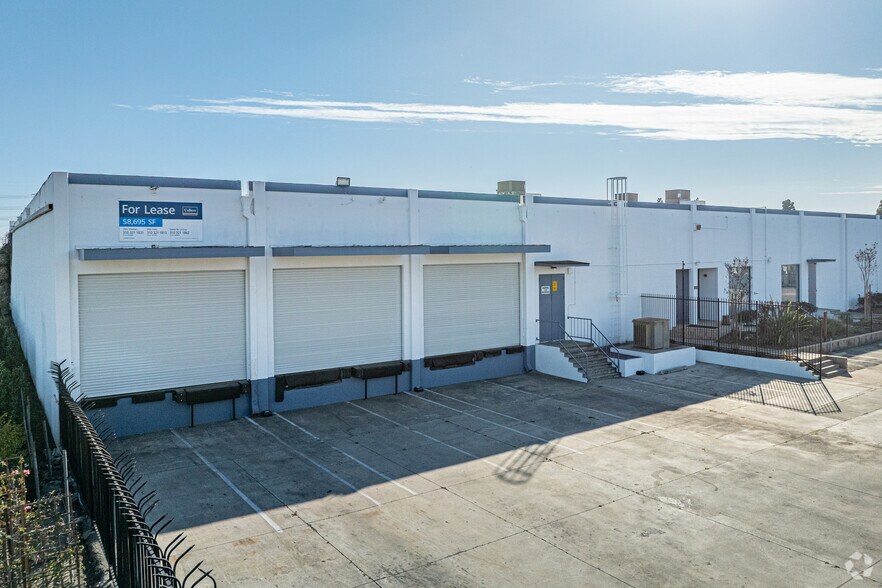 More Photos Of 7104-7110 Jackson St, Paramount Manufacturing For Lease