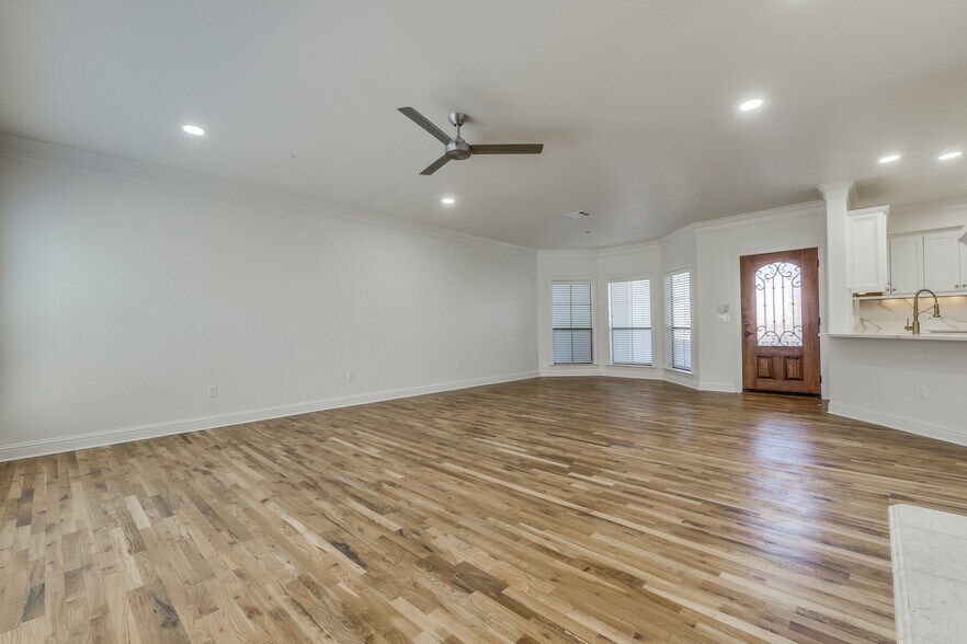 More Photos Of 4210 Prescott Ave, Dallas Apartments For Sale