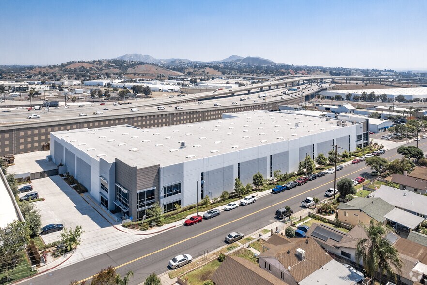 More Photos Of 959 E 3rd St, Corona Warehouse For Lease