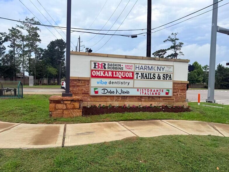 More Photos Of 3784 Rayford Rd, Spring Storefront For Sale