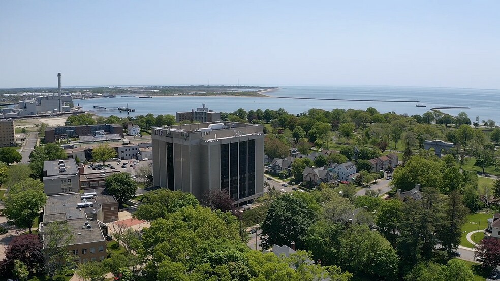 More Photos Of 347 Railroad Ave, Bridgeport Apartments For Sale