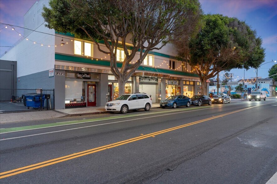 More Photos Of 2525 Main St, Santa Monica Office For Lease