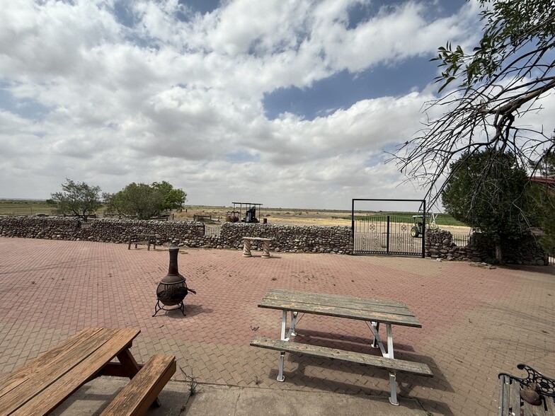 More Photos Of 8610 HWY 17, Balmorhea Specialty For Sale