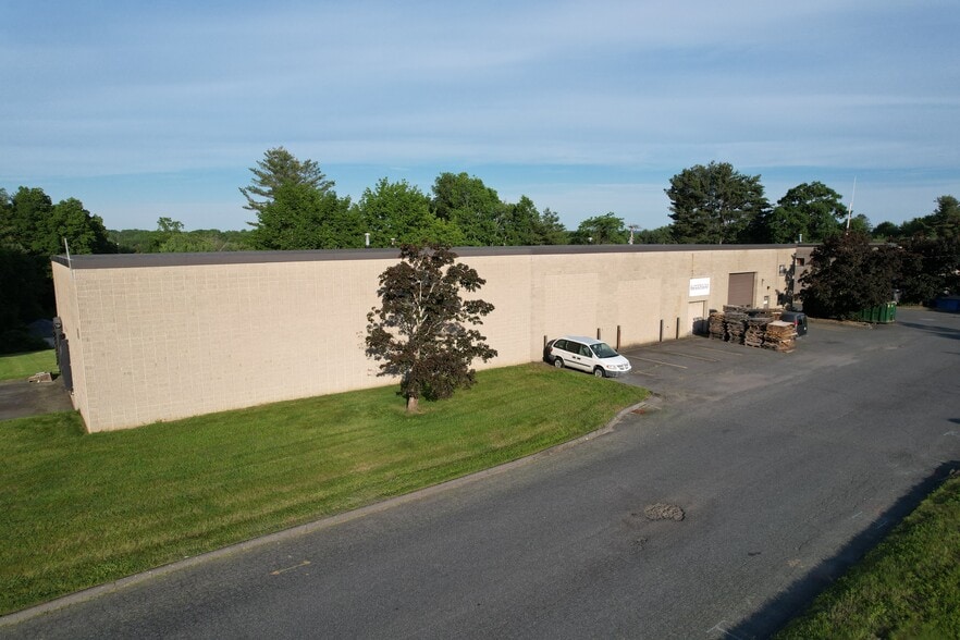 More Photos Of 297 Hartford Tpke, Shrewsbury Industrial For Lease
