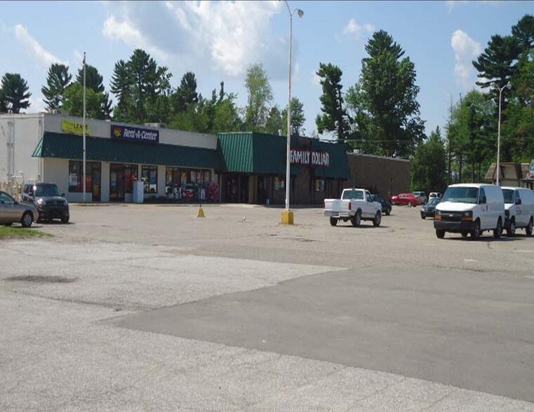 More Photos Of 520-522 E Houghton Ave, West Branch General Retail For Lease