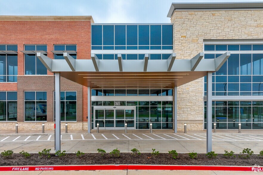 More Photos Of 6700 Dallas Pky, Frisco Medical For Sale