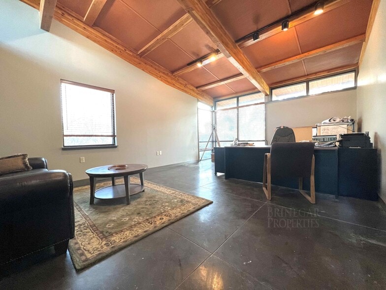 More Photos Of 140 Market St, Georgetown Office For Lease
