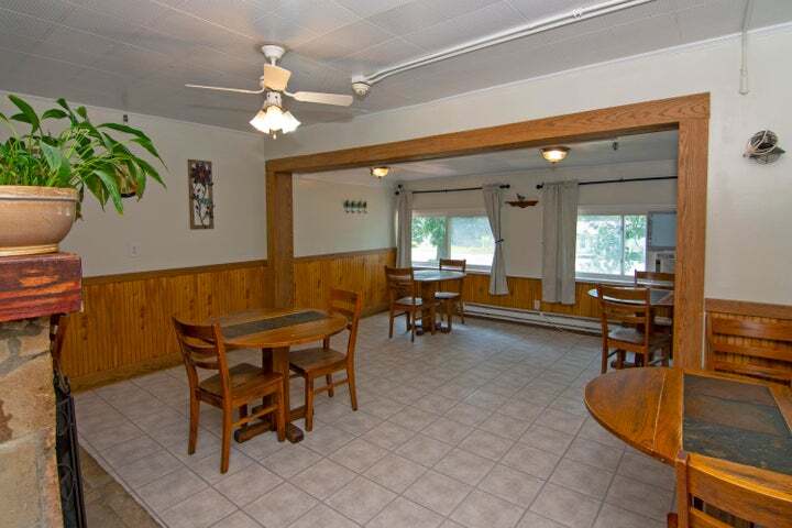 More Photos Of 408 Nicholas st, Rupert Healthcare For Sale