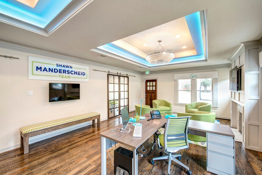 More Photos Of 638 Heights Blvd, Houston Office For Sale