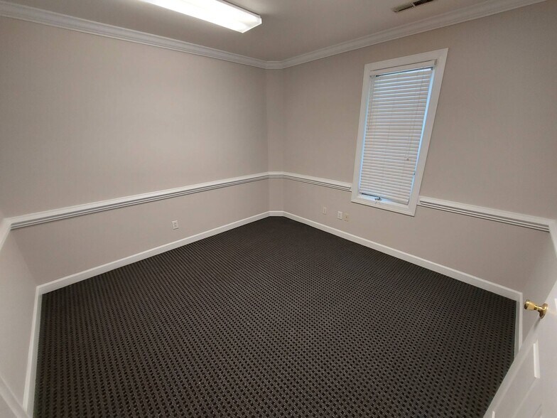 More Photos Of 1310 SE Maynard Rd, Cary Coworking Space