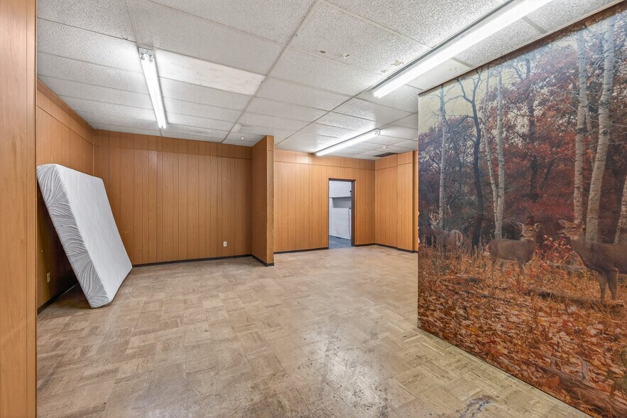 More Photos Of 5201 Lakeland Ave N, Minneapolis Industrial For Sale