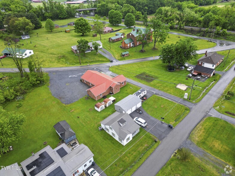 More Photos Of 302 Crescent Dr, Glade Spring Religious Facility For Sale