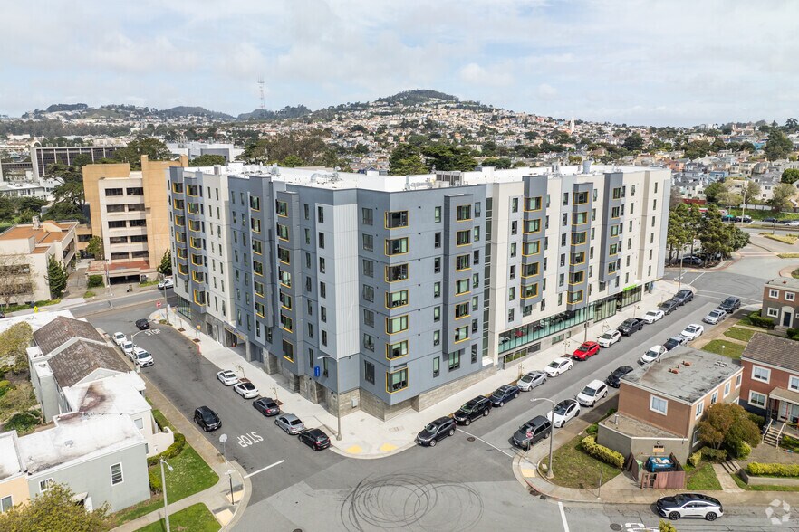 More Photos Of 2 Varela Ave, San Francisco Dormitory For Lease