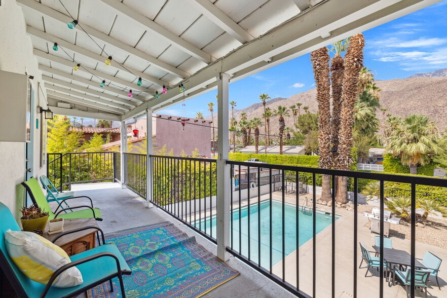 More Photos Of 1674 S Via Salida, Palm Springs Apartments For Sale