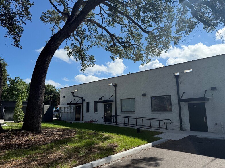 More Photos Of 1502 N Nebraska Ave, Tampa Storefront Retail Office For Sale