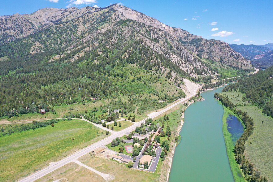 More Photos Of 118878 US HWY 89 hwy, Alpine Hotel For Sale