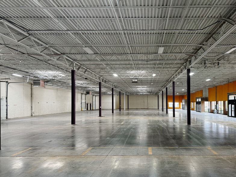 More Photos Of 5851 Ammendale Rd, Beltsville Flex For Sale