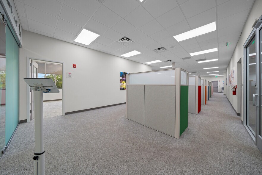 More Photos Of 1930 SW 38th Ave, Ocala Office For Lease