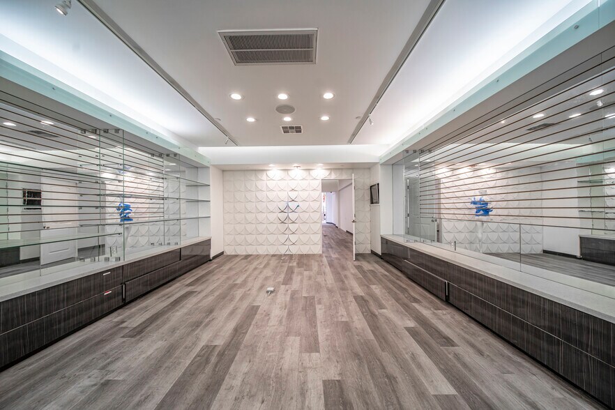 More Photos Of 580 N Atlantic Blvd, Monterey Park Apartments For Lease