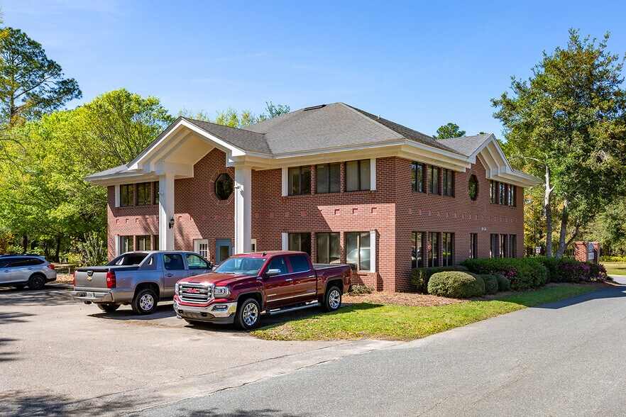 More Photos Of 2707 Killarney Way, Tallahassee Office For Lease