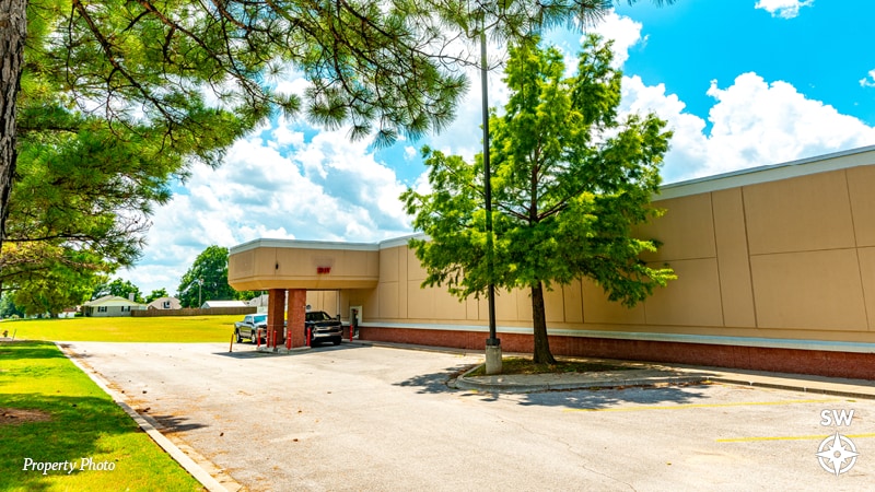 More Photos Of 950 E Taft Ave, Sapulpa Drugstore For Lease