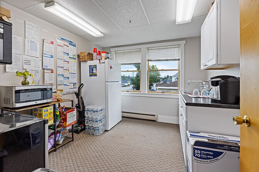 More Photos Of 323 State St, Augusta Office Residential For Sale