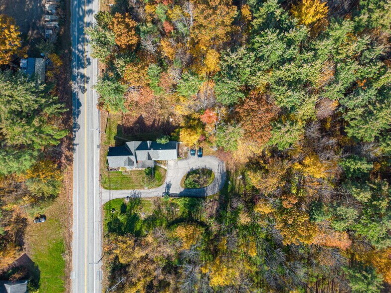 More Photos Of 267 Londonderry Tpke, Hooksett Warehouse For Sale