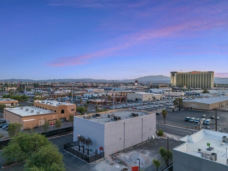 More Photos Of 4636 Wynn Rd, Las Vegas Bar For Lease