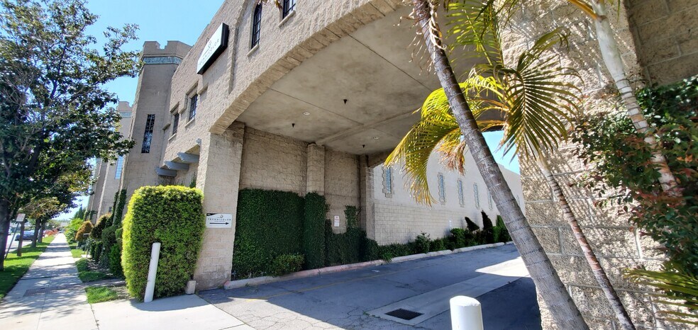 More Photos Of 1117 W Isabel St, Burbank Office For Lease
